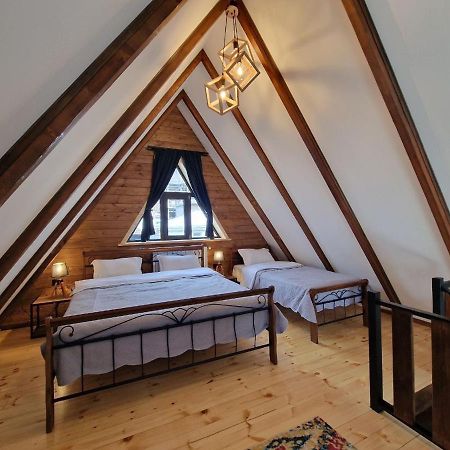 Kazbegi Hut Cottage Eksteriør bilde